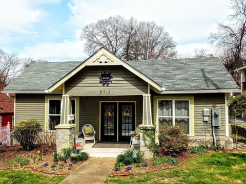 House Front...Makin' Memories