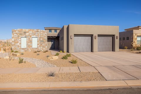 Front View - Welcome to our home, Les Petit Oiseaux.  Our 2435 square foot luxury home includes 4 bedrooms, 3 bathrooms and has a maximum occupancy of 8 people.