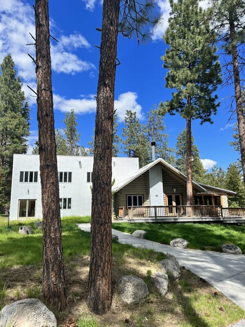 COZY BUT SPACIOUS HOME