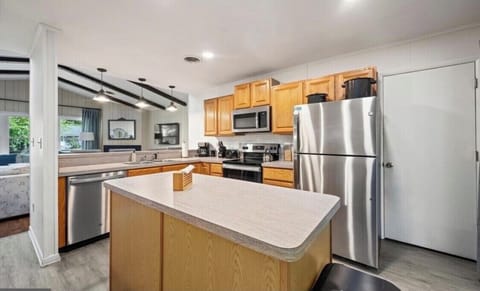 Kitchen all new appliances