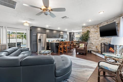 Beautifully Decorated Great Room - A Perfect Space for Gathering and Entertaining