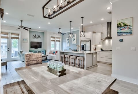 wide open living and kitchen area, great for spending time with the kids or entertaining friends. 