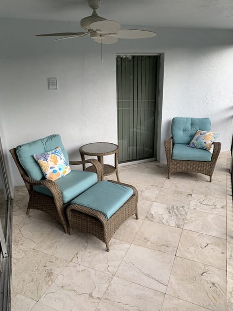 Lanai/ Screened Porch