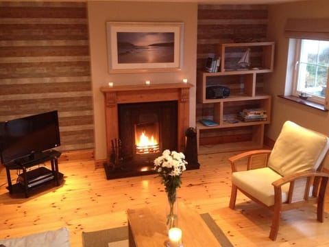 Living Room / Lounge