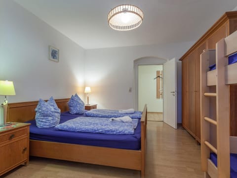 Bed room
