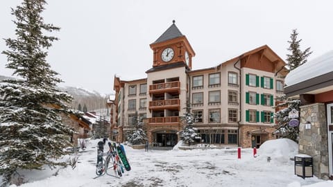 Powderhorn Lodge in Winter - Powderhorn Lodge in Solitude Village.