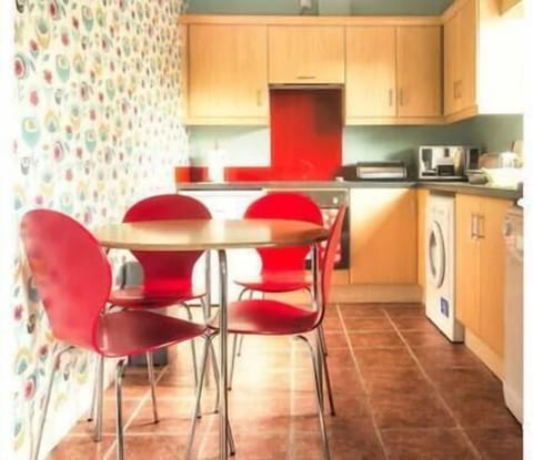 Fully Fitted well equipped Kitchen
