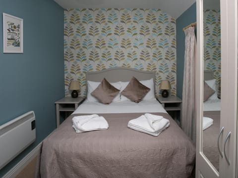 Double Room (Apartment 3C)