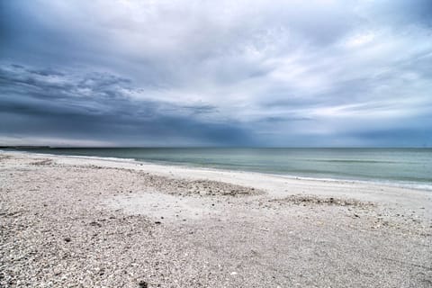 St. Pete Beach Vacation Rental Condo | Studio | 1BA | 628 Sq Ft | Steps to Enter