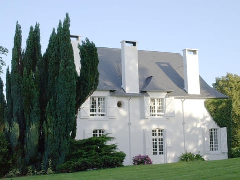 The C18 Manor House has 5 bedrooms