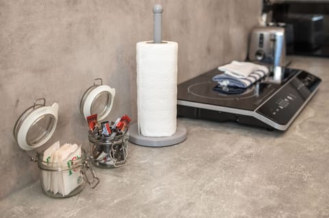 Studio 2 - Dewi Kitchen appliances