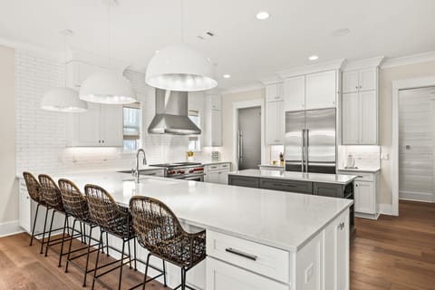 First Floor: Kitchen