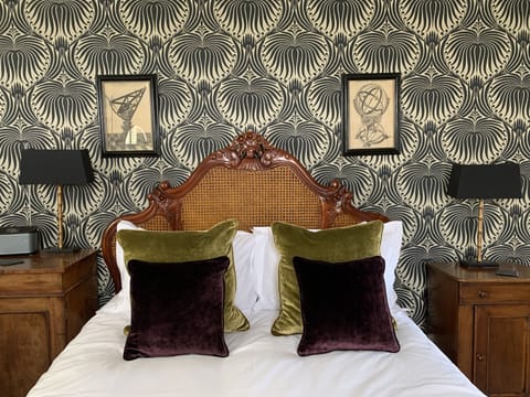 Estuary bed front on