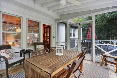 Screen Porch