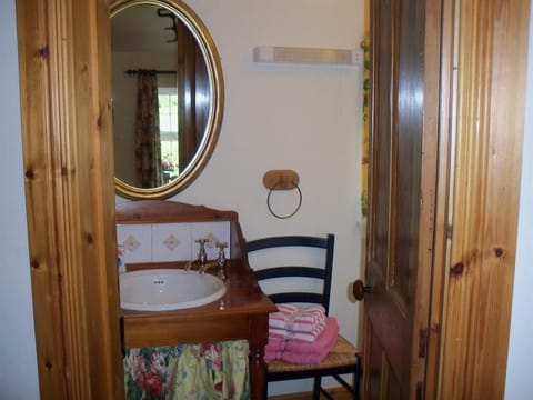 Lisnafillan Bathroom