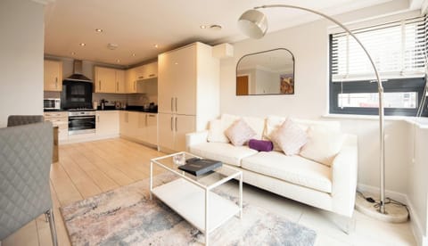 Living Room/Kitchen
