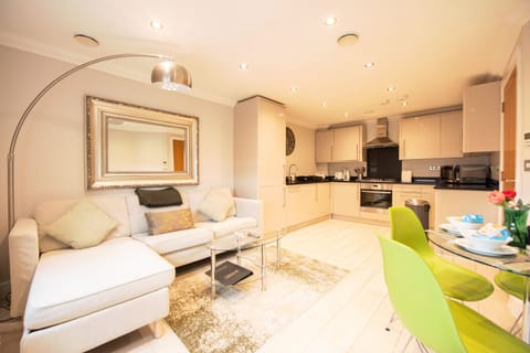 Living/Dining Room/Kitchen