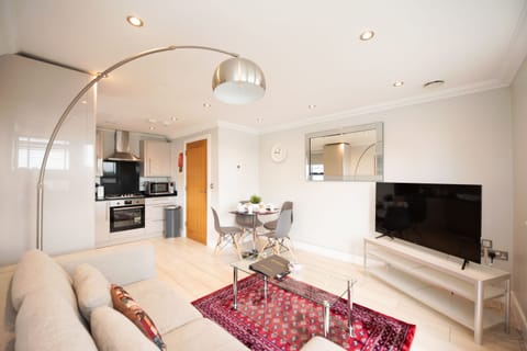 Living/Dining Room/Kitchen