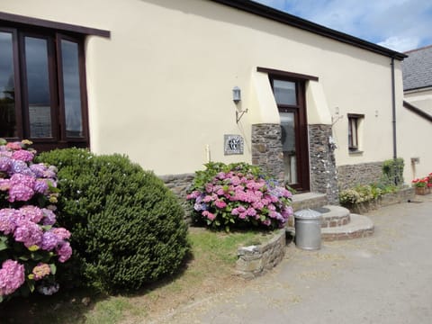 Frankaborough cottage