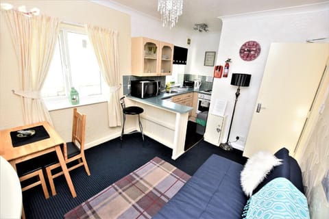 Apartment 2 Lounge