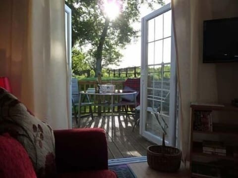 Breakfast Outside