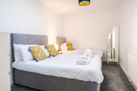 Triple bedroom