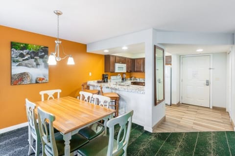 07_ClubWyndhanSouthShore_LivingArea_004