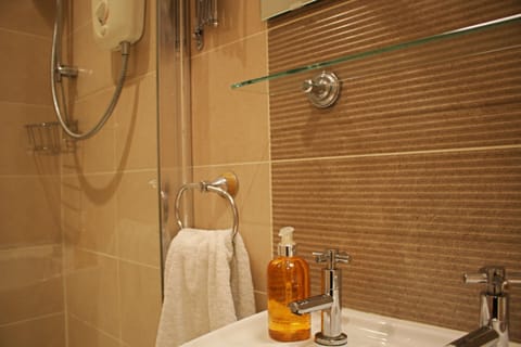 Ensuite Shower