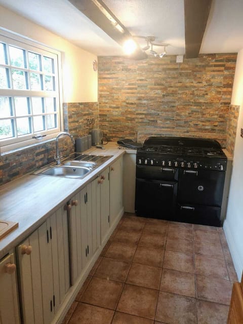 Whitehouse Cottage Kitchen Accommodation Great Paxton