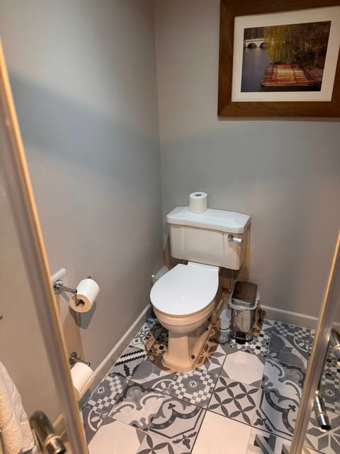 double standard en-suite room 10/bathroom