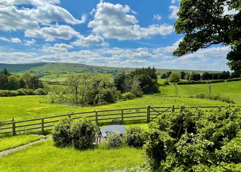 Holiday Cottage garden and view