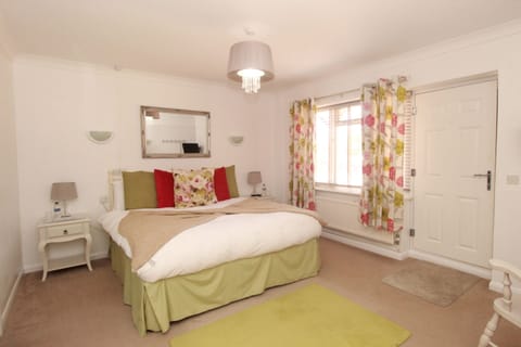 Cottage room 3 