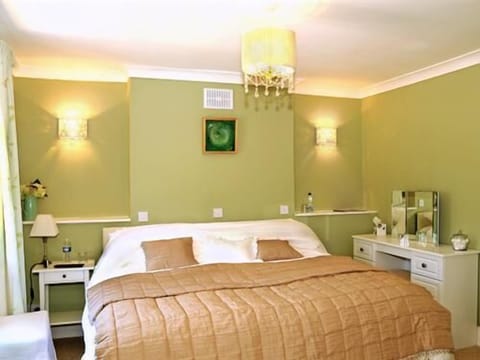 Green Room as double