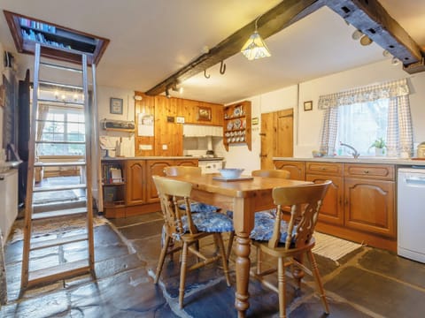 Kitchen/diner | Pen Y Crug, Llanafan Fawr, near Builth Wells