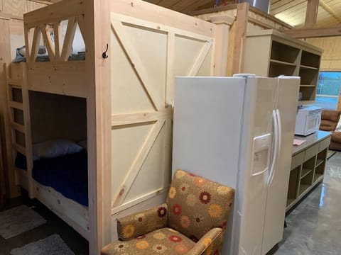 Lake Godstone Field House Bedroom