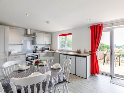 Kitchen/diner | Hill Crest Lodges- Hill Crest Lodge 2 - Hill Crest Lodges, Hemswell, near Market Rasen