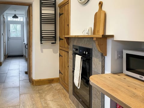 Fully appointed fitted kitchen | Smardale Cottages, Kirkby stephen