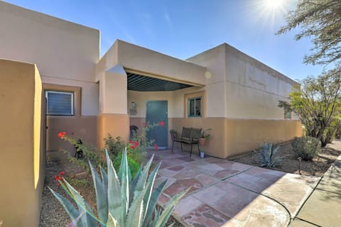 Tucson Vacation Rental | 2BR | 2BA | Step-Free Access | 900 Sq Ft