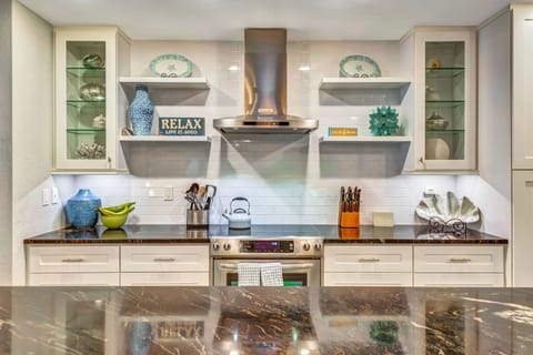 Fully equipped kitchen