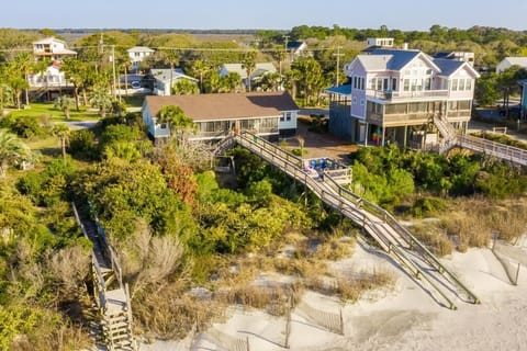 817 E Arctic - Oceanfront