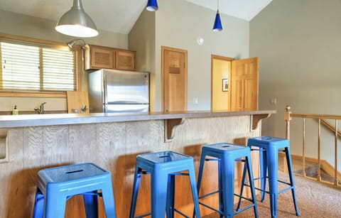 Pull up a stool to the bar counter or enjoy a meal at the table. Seating for 6!