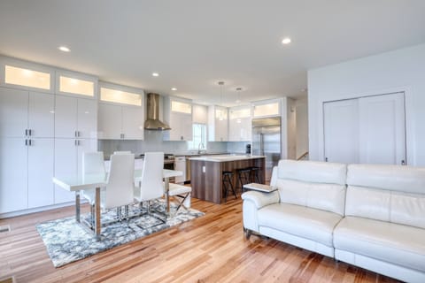 Kitchen & great room open concept.