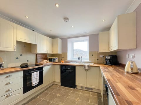 Dining Area | The Grain Store, Loch Ruthven