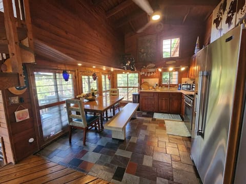 Fully stocked kitchen with gas stove, new fridge W/ ice maker and entire house water filtration system! Keurig & grinder for k cups or beans ;).