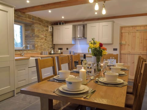 Kitchen/diner | Cwm Hyfryd, Llanboidy, near Laugharne