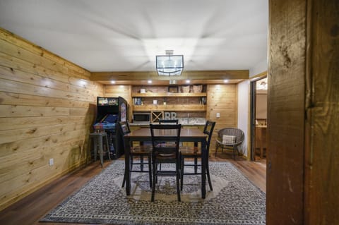 There is an arcade game!