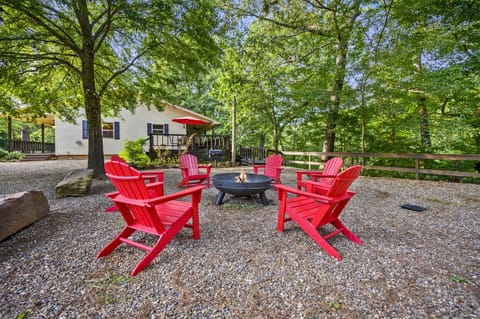 Enjoy smores while making memories at River Ridge!