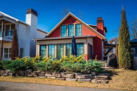 Courtyard View of  Awesome Landscape and the Front of the House.