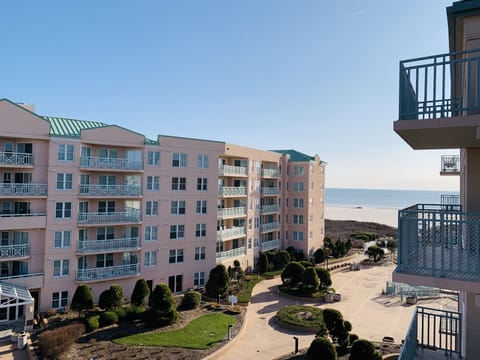 Balcony View with seating for 4