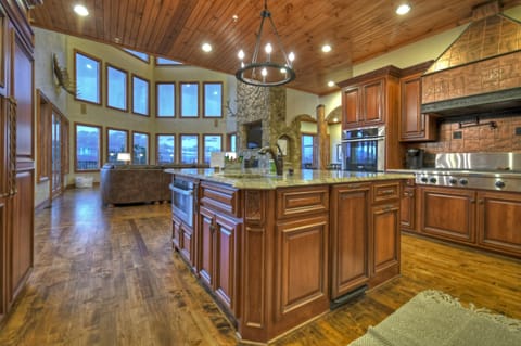 Kitchen to Living Room